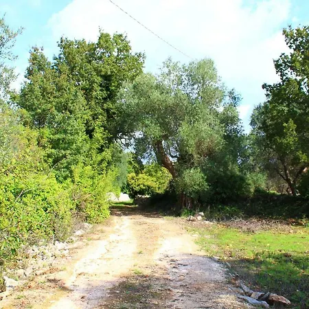 Trullo Primavera Cisternino
